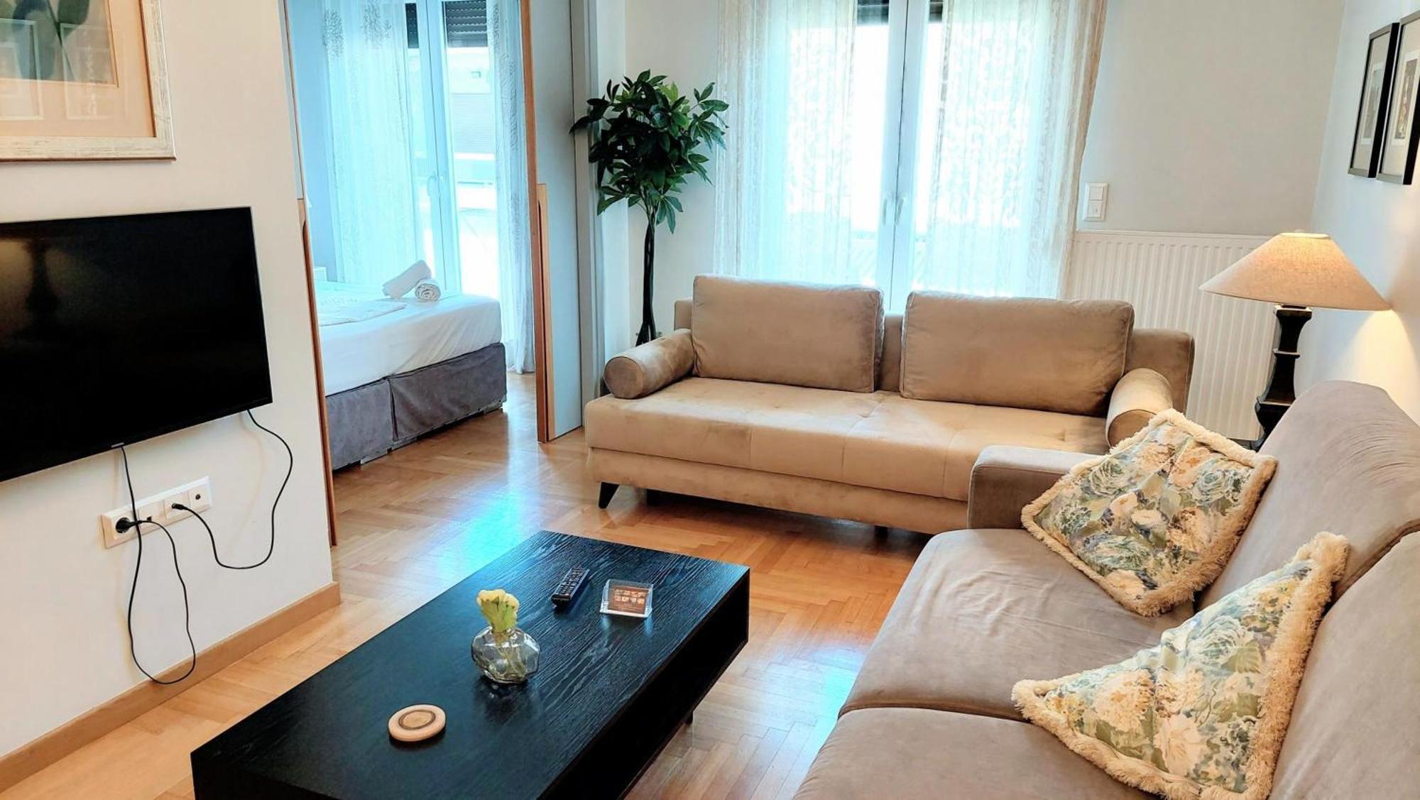 Elegant Apartment In Acropolis Афины Экстерьер фото
