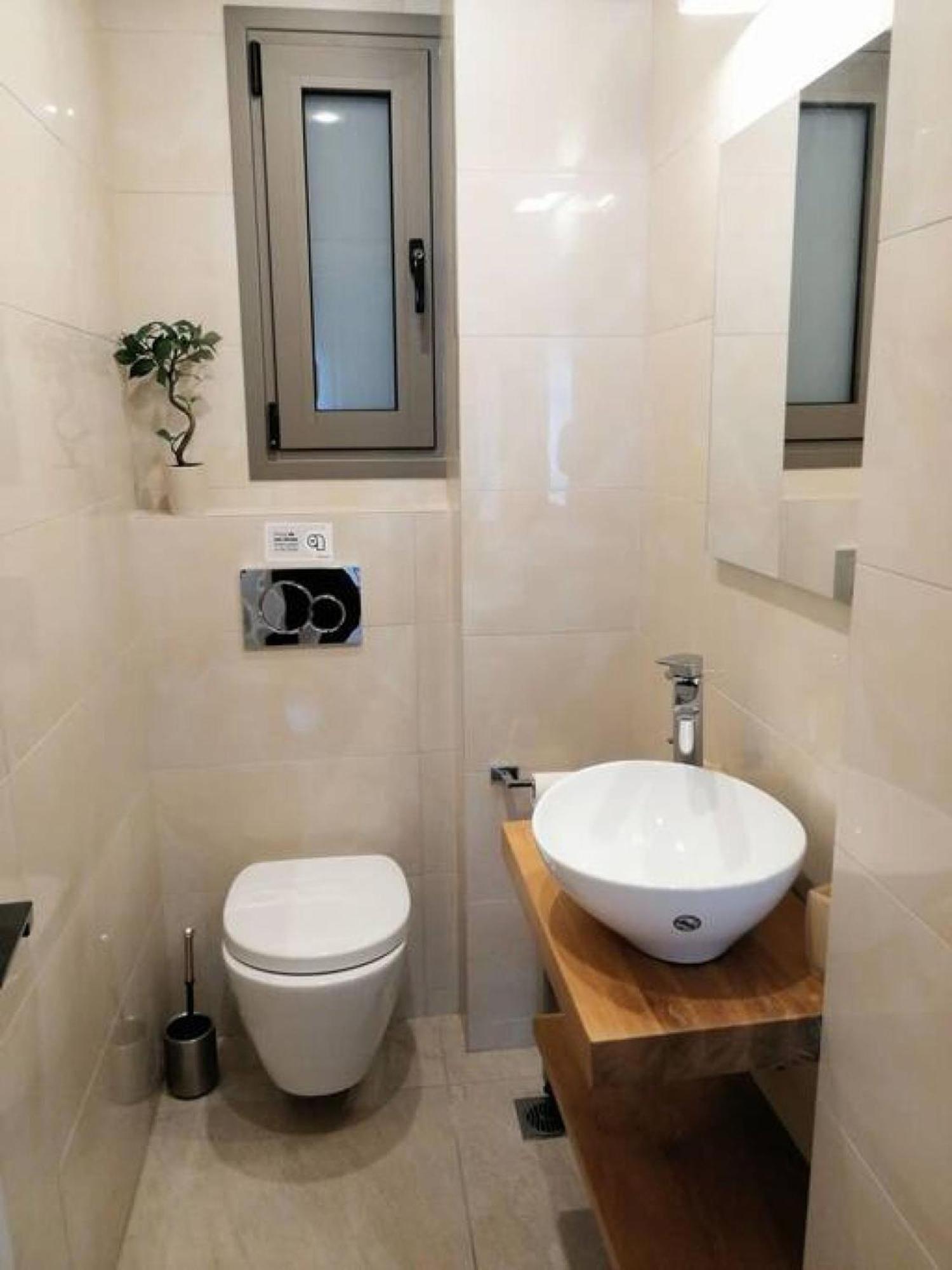 Elegant Apartment In Acropolis Афины Экстерьер фото