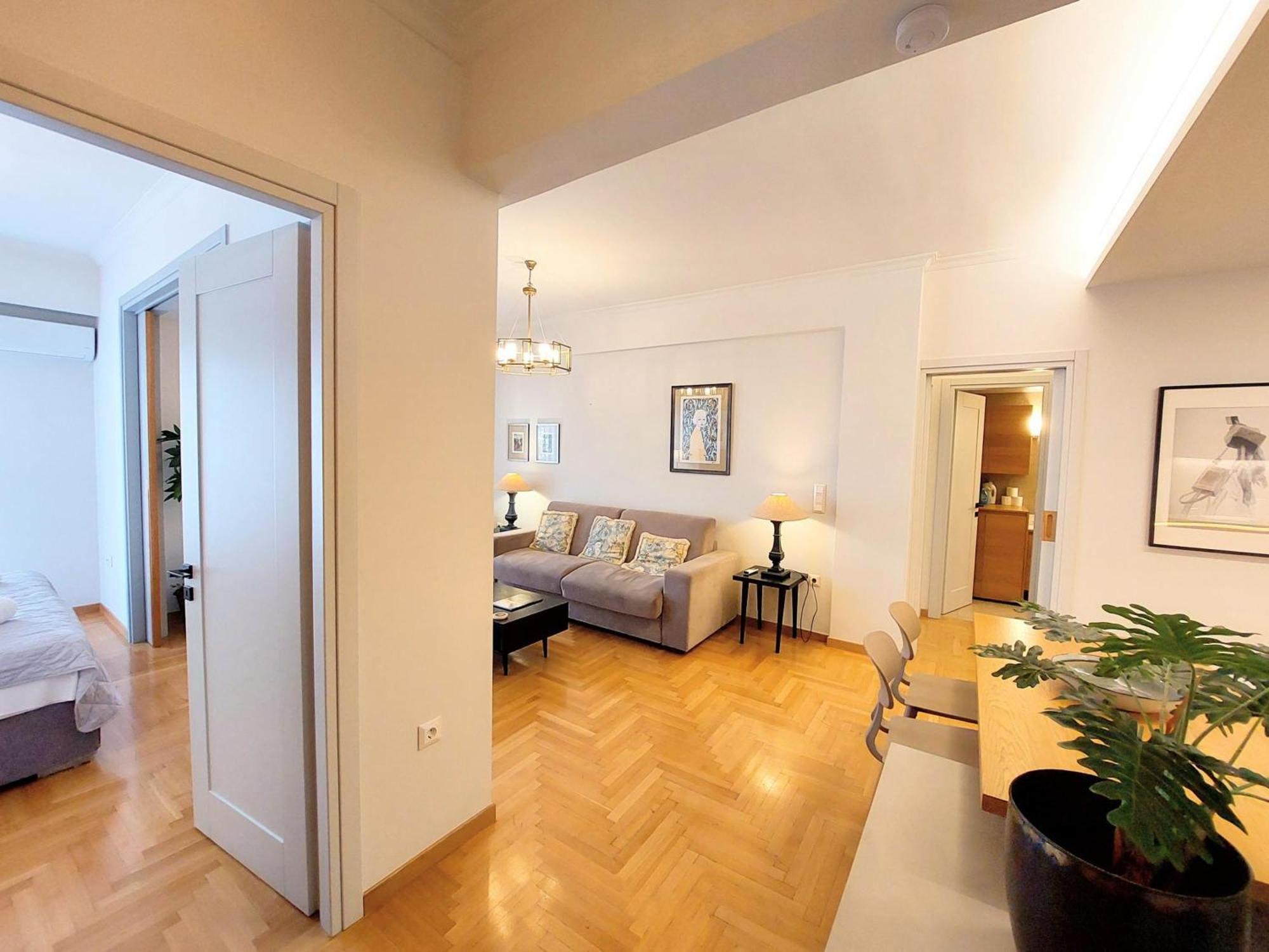 Elegant Apartment In Acropolis Афины Экстерьер фото
